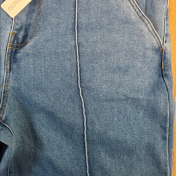 Olivaceous wide leg jeans. Size large. New with tags - Picture 6 of 9